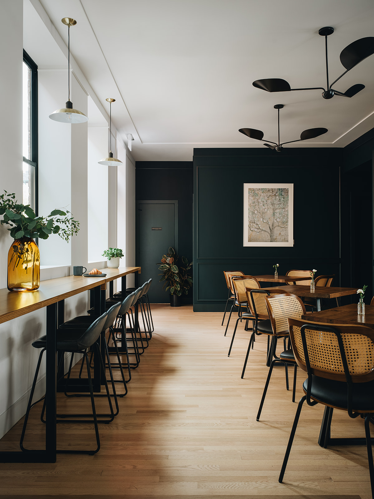 Customer and banquet seating in Oak Park cafe