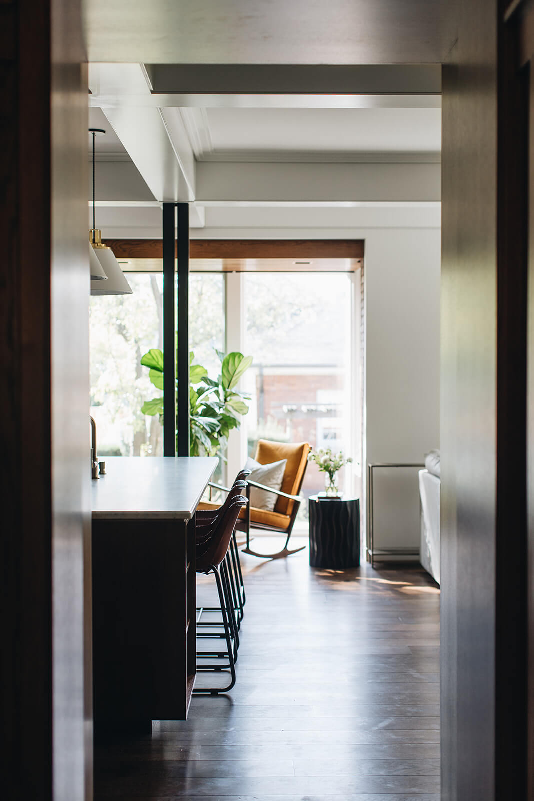 Kitchen alternative entrance