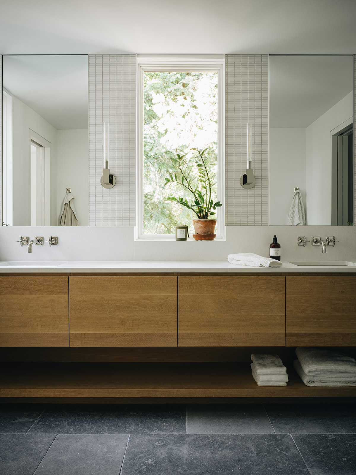 Modern bathroom design with two separate sinks